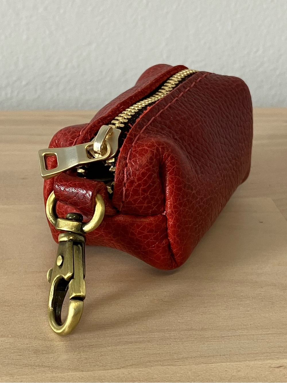 Portland Leather Dopp Keychain - Picture 2 of 5